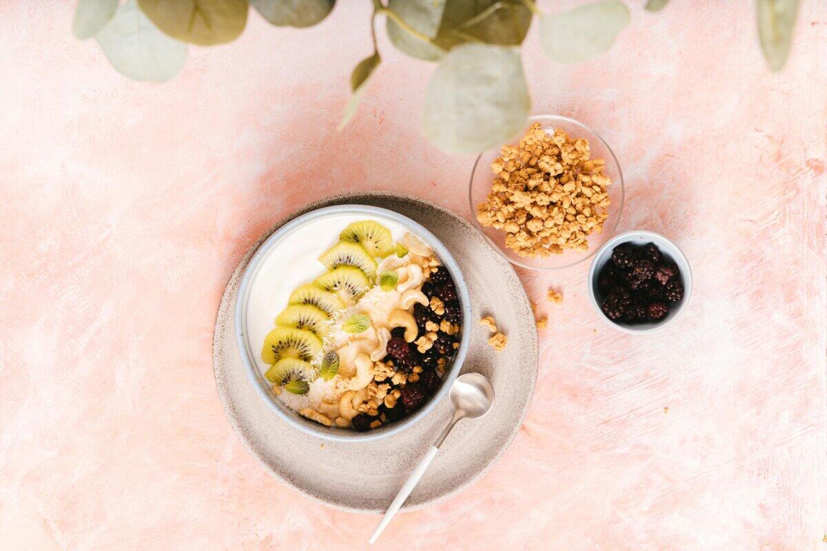 Despertar com Sabor: Um Pequeno Almoço Saudável para a Primavera